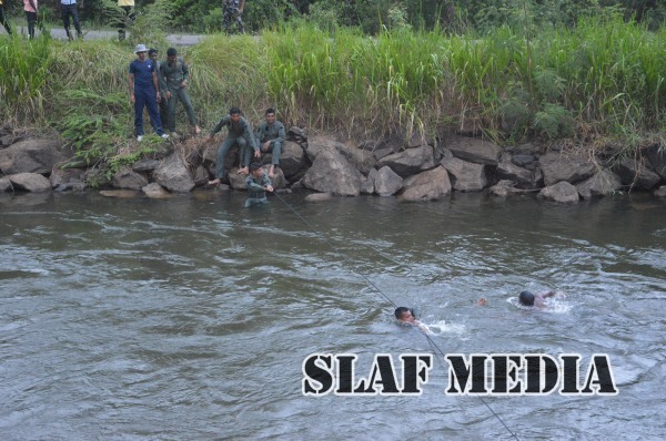 The aircrew water
survival and jungle survival training programme No 10-15 commenced on 29
Sep 15 at SLAF Station Ampara.